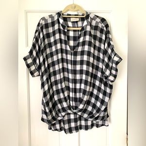 Universal Threads size XXL top